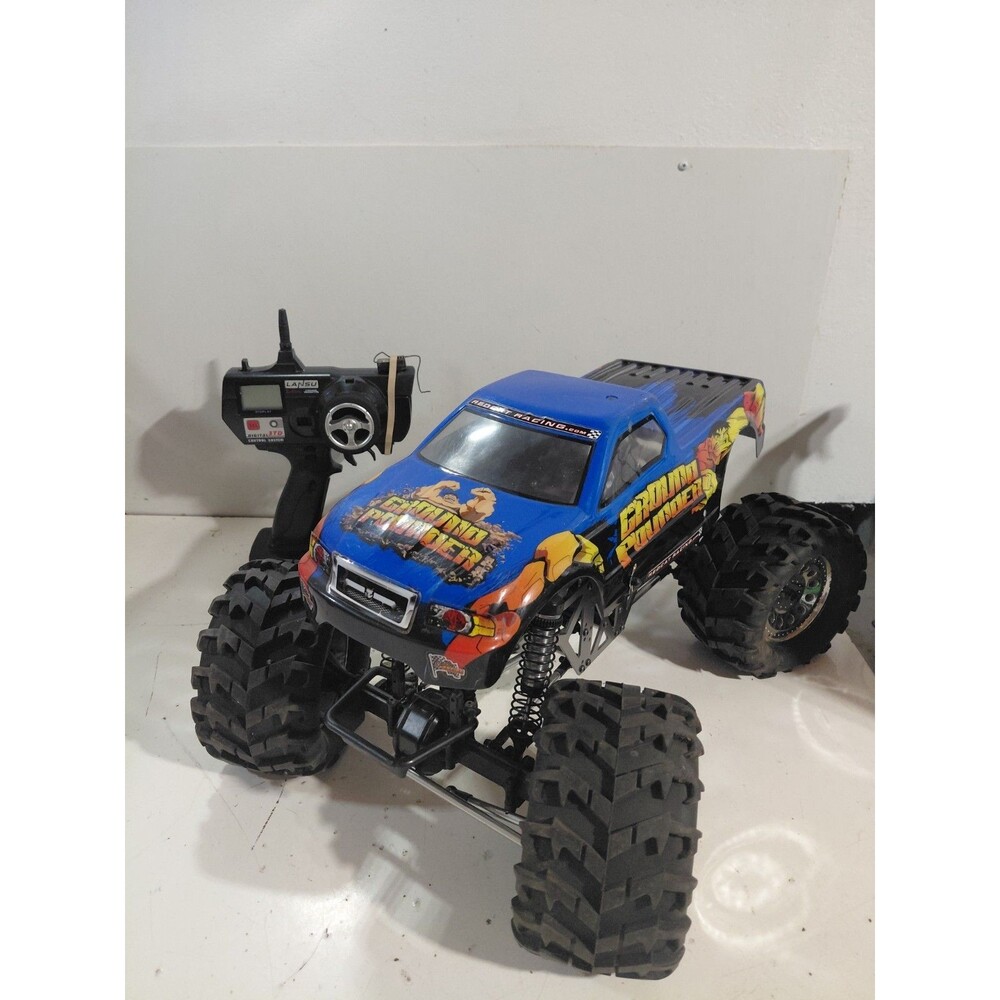 Redcat Racing Radio Control (R/C) Ground Pounder 4x4x4 Monster Truck Roller
